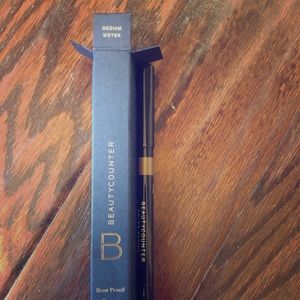 Beautycounter brow pencil - Medium